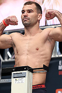 Artem Lobov